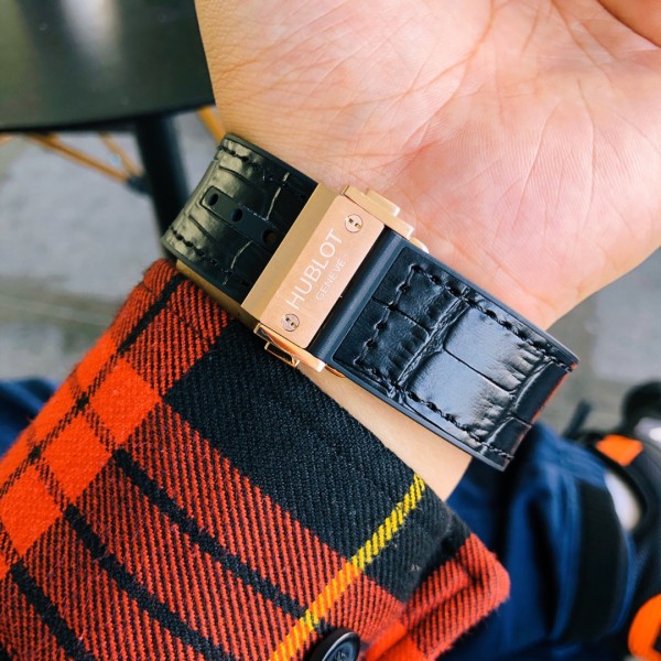 Watches  Hublot  315645 size:42*12 mm