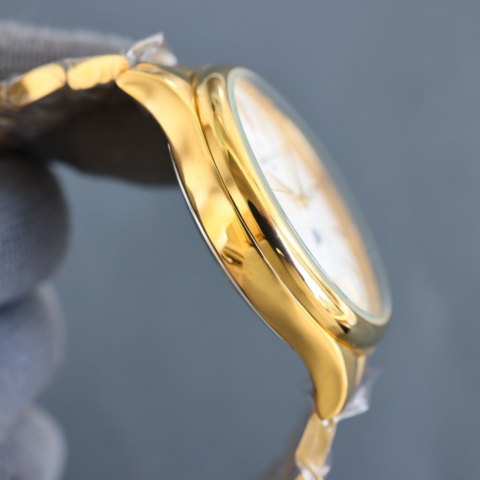 Watches Hublot  315351 size:42*13 mm