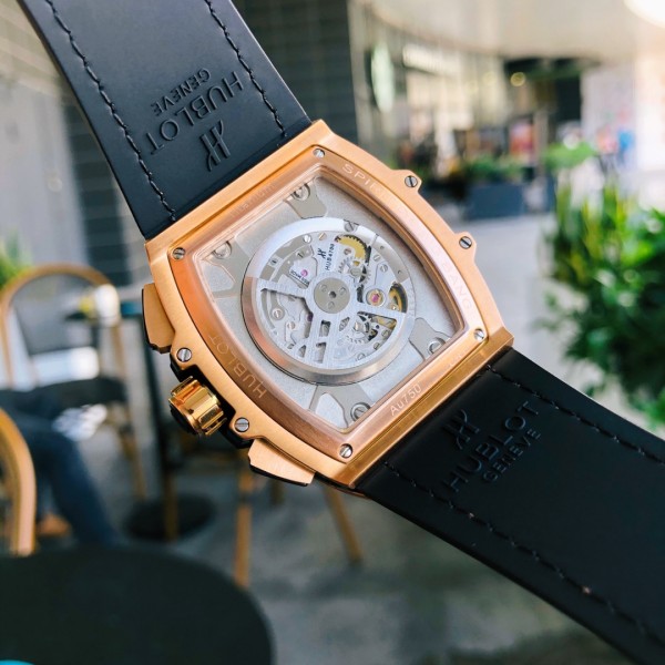 Watches  Hublot  315637 size:45 mm