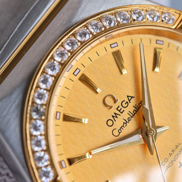 Watches Hublot  314977 size:38 mm