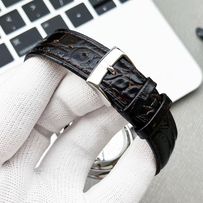 Watches OMEGA  318762 size:40*12 mm