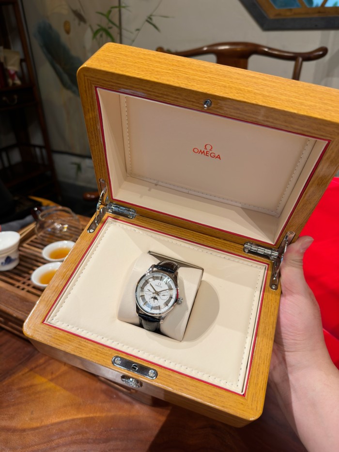 Watches OMEGA 318679 size:40*12 mm