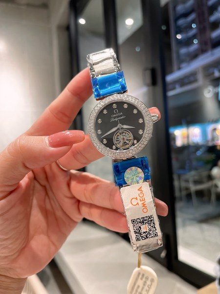 Watches OMEGA Ladymatic 318709 size:35*12 mm