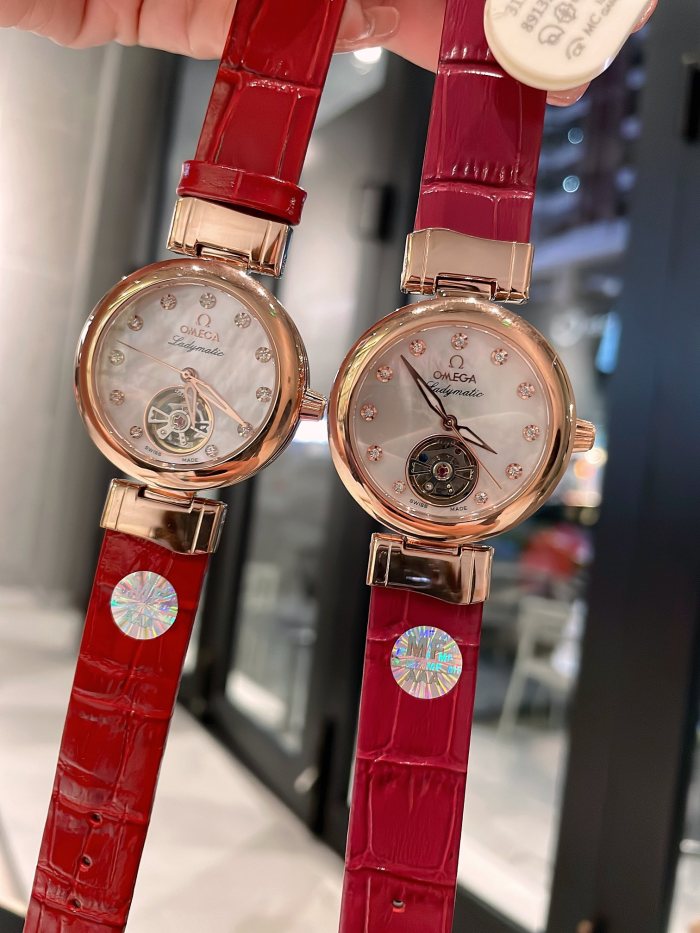 Watches OMEGA Ladymatic 318767 size:35*12 mm