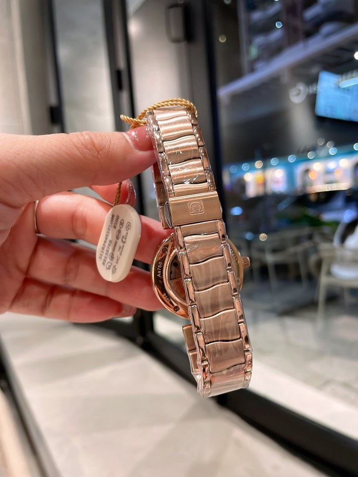 Watches OMEGA Ladymatic 318769 size:35*12 mm