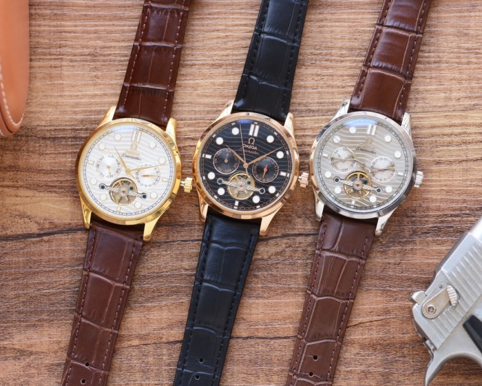 Watches OMEGA  318035 size:42*8 mm