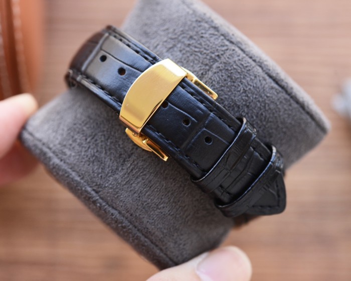 Watches OMEGA  318035 size:42*8 mm