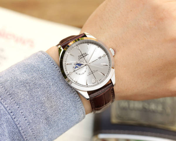 Watches OMEGA  318168 size:40*12 mm