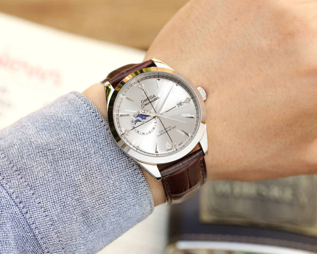 Watches OMEGA  318168 size:40*12 mm