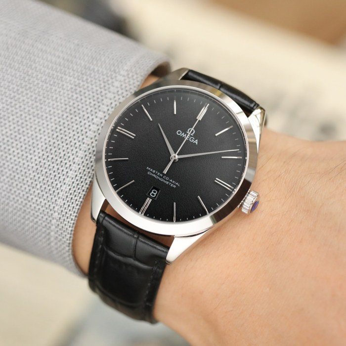 Watches OMEGA  318154 size:40*12 mm