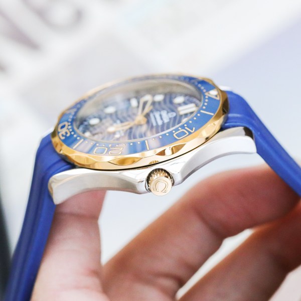 Watches OMEGA  318162 size:42*11 mm