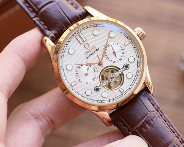 Watches OMEGA  318035 size:42*8 mm