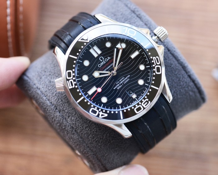 Watches OMEGA 318195 size：42*13 mm