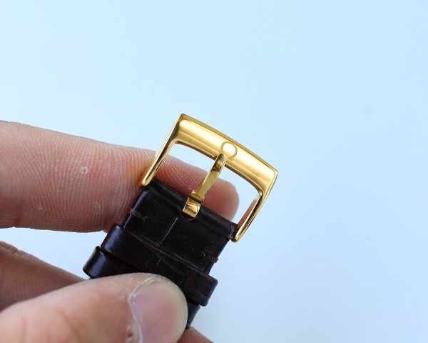 Watches OMEGA  318037 size:42*8 mm