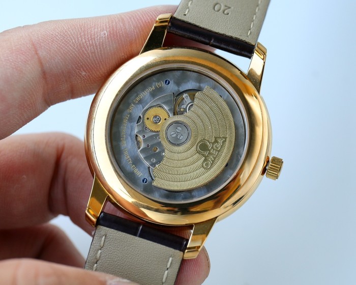 Watches OMEGA  318037 size:42*8 mm