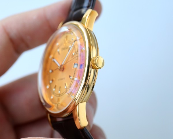 Watches OMEGA  318037 size:42*8 mm