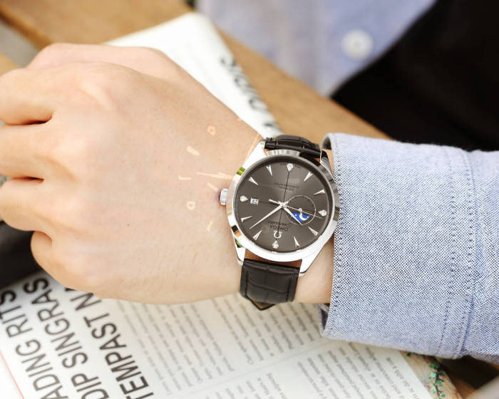 Watches OMEGA  318168 size:40*12 mm