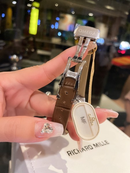 Watches OMEGA 317687 size:42*12 mm