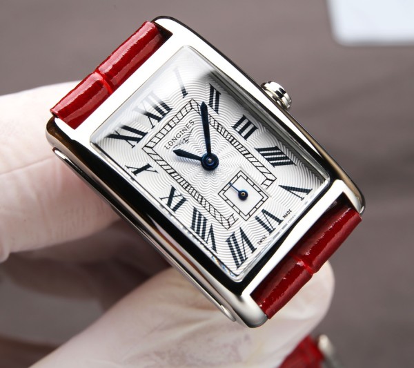 Watches OMEGA  317932 size:20*32 mm