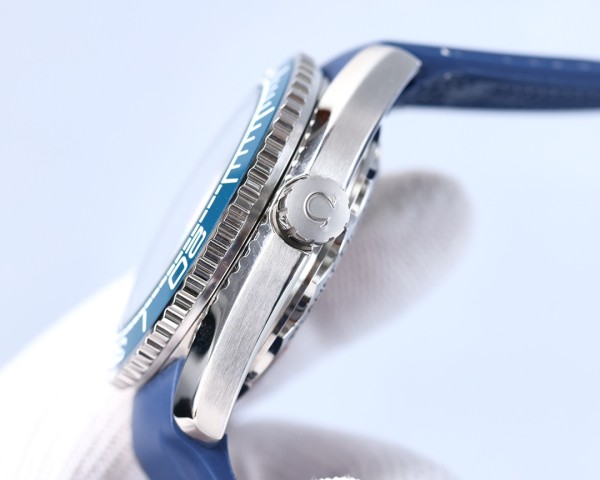  Watches OMEGA 87895505 size:43.5*15.5 mm