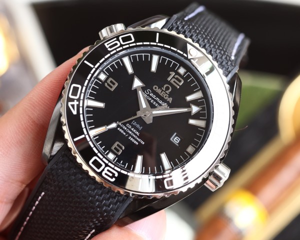  Watches OMEGA 87895505 size:43.5*15.5 mm