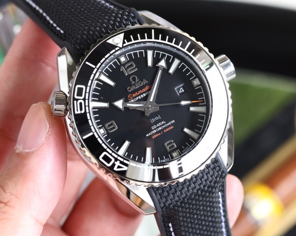  Watches OMEGA 87895505 size:43.5*15.5 mm