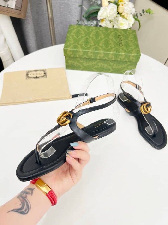 Gucci Women's Double G thong sandal Black leather