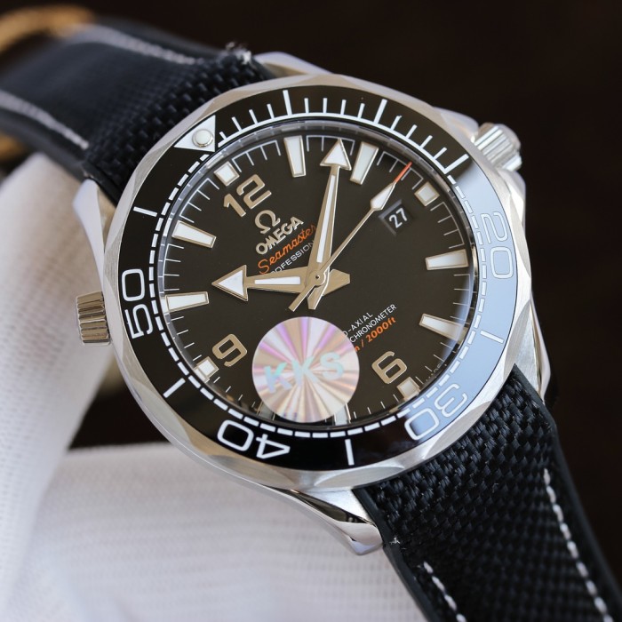 Watches OMEGA 80456374 size:39.5*11 mm