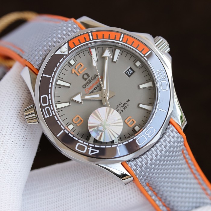 Watches OMEGA 80456374 size:39.5*11 mm