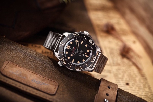 OMEGA 2023 Pre owned Seamaster 300 007 42mm