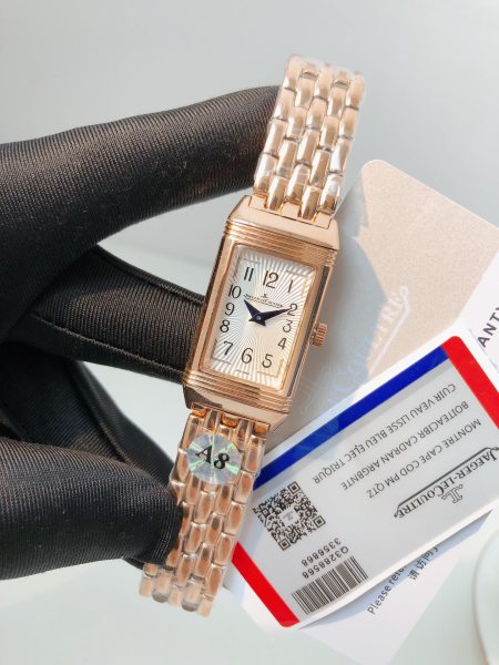 Watches Jaeger-LeCoultre 3356868 size:40.1*20 mm