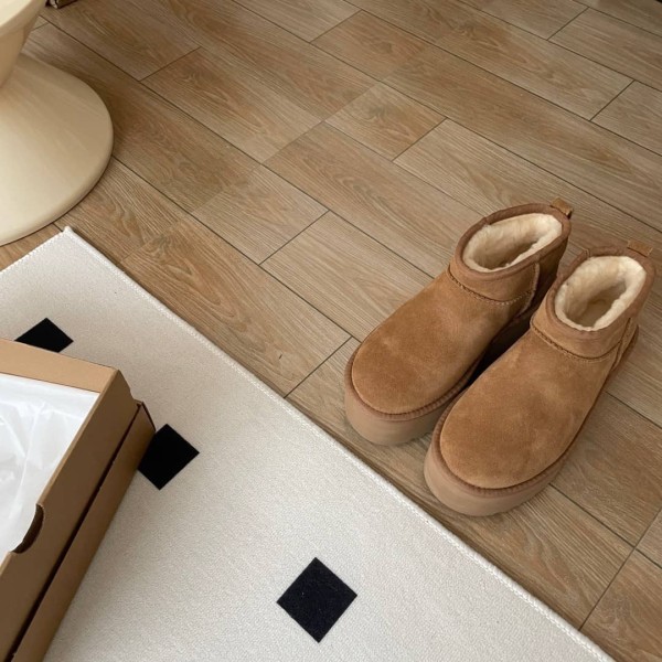 UGG Classic Ultra Mini Platform Boot Chestnut (Women's)