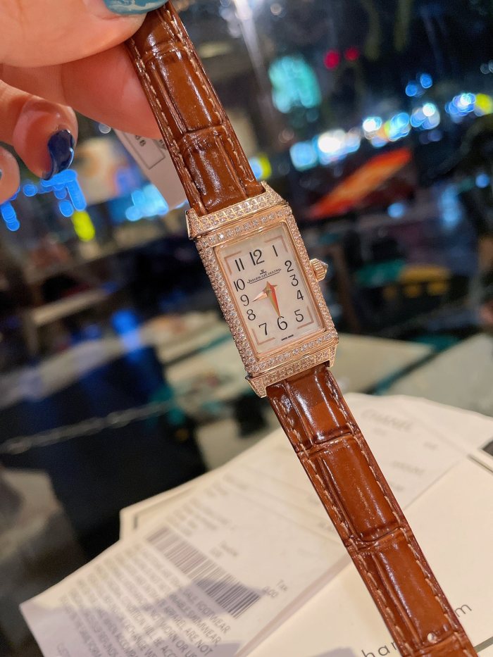 Watches Jaeger-LeCoultre 3356868 size:40.1*20 mm