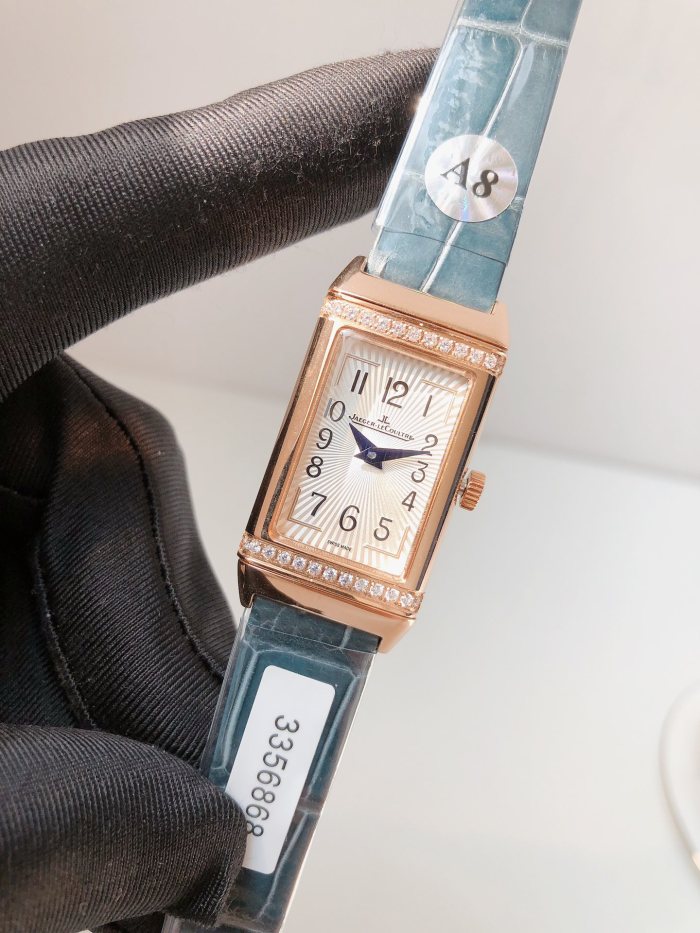 Watches Jaeger-LeCoultre 3356868 size:40.1*20 mm