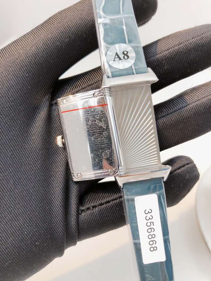 Watches Jaeger-LeCoultre 3356868 size:40.1*20 mm