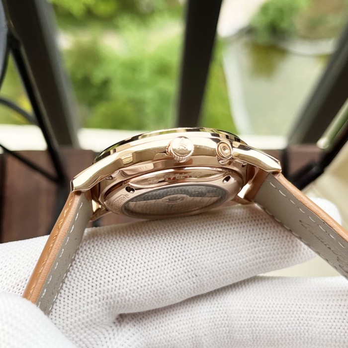 Watches Jaeger-LeCoultre 322283 size:42*12 mm