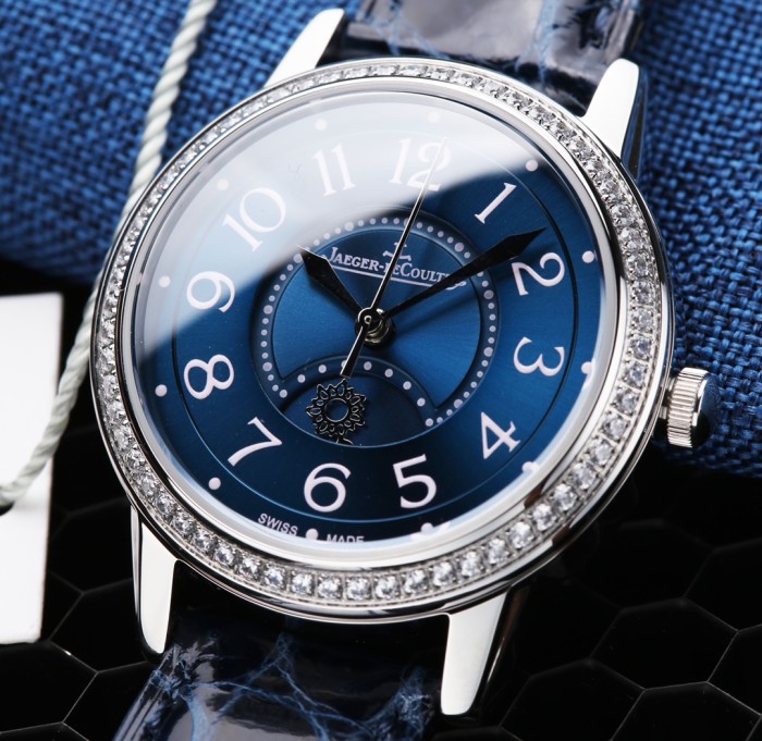 Watches Jaeger-LeCoultre 322202 size:34*11 mm