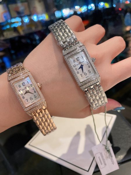 Watches Jaeger-LeCoultre 3356868 size:40.1*20 mm