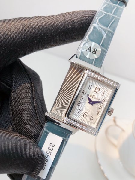 Watches Jaeger-LeCoultre 3356868 size:40.1*20 mm