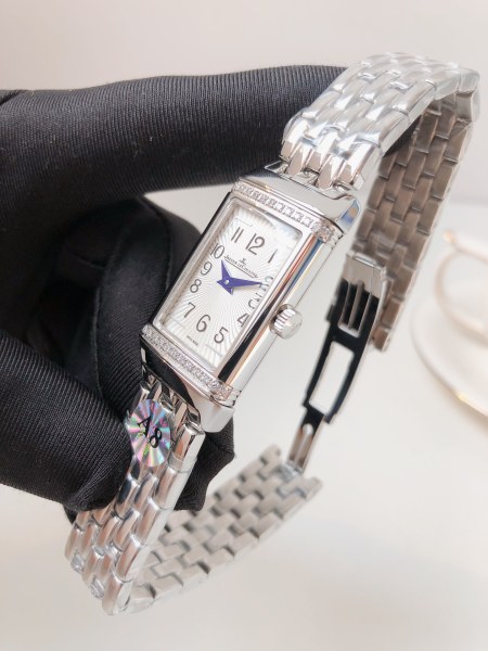 Watches Jaeger-LeCoultre 3356868 size:40.1*20 mm