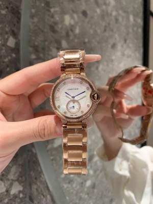 Watches Cartier 322109 size:33 mm