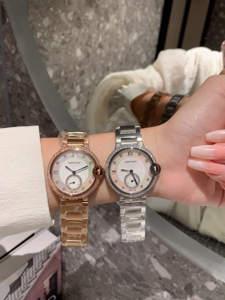 Watches Cartier 322109 size:33 mm