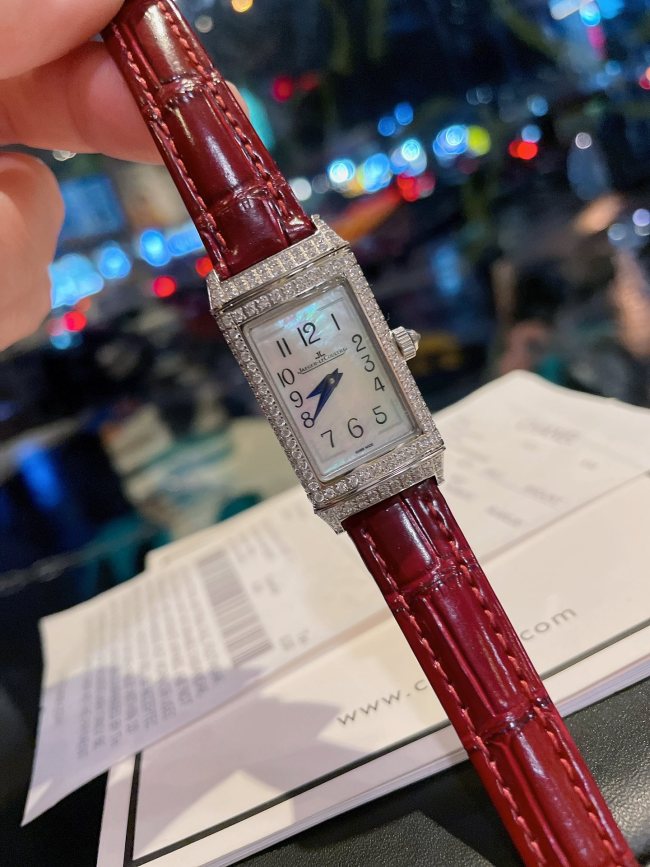 Watches Jaeger-LeCoultre 3356868 size:40.1*20 mm