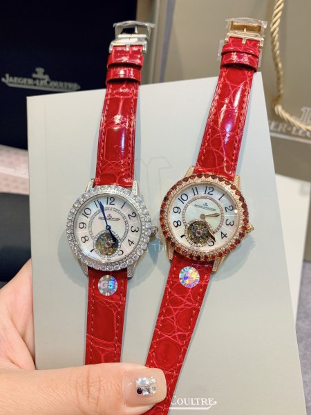 Watches Jaeger-LeCoultre 322246 size:34*11 mm