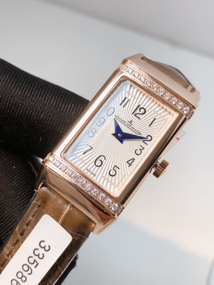 Watches Jaeger-LeCoultre 3356868 size:40.1*20 mm