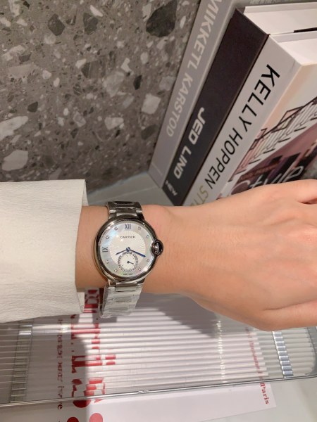 Watches Cartier 322110 size:33 mm