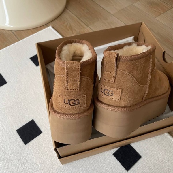 UGG Classic Ultra Mini Platform Boot Chestnut (Women's)