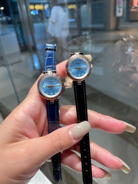 Watches Tissot 322460 size:26 mm