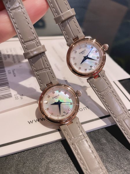 Watches Tissot 322438 size:26 mm