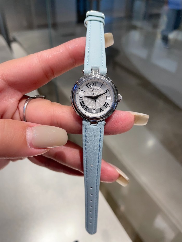 Watches Tissot 322458 size:26 mm